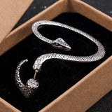 Boucle d'oreille serpent gothique