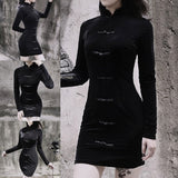 Robe noir moulante courte en velours gothique