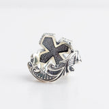 Bague avec croix en argent gothique