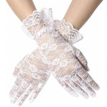 Gants en dentelle gothique