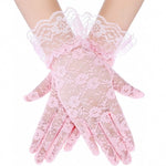 Gants en dentelle gothique