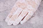 Gants en dentelle gothique