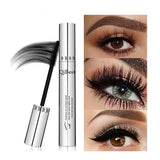 Mascara waterproof noir gothique