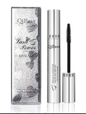 Mascara waterproof noir gothique