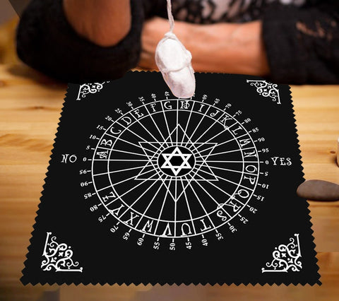 Tapis ouija occulte gothique